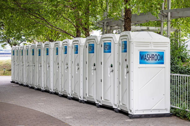 Best Porta potty rental near me  in Grayson, KY